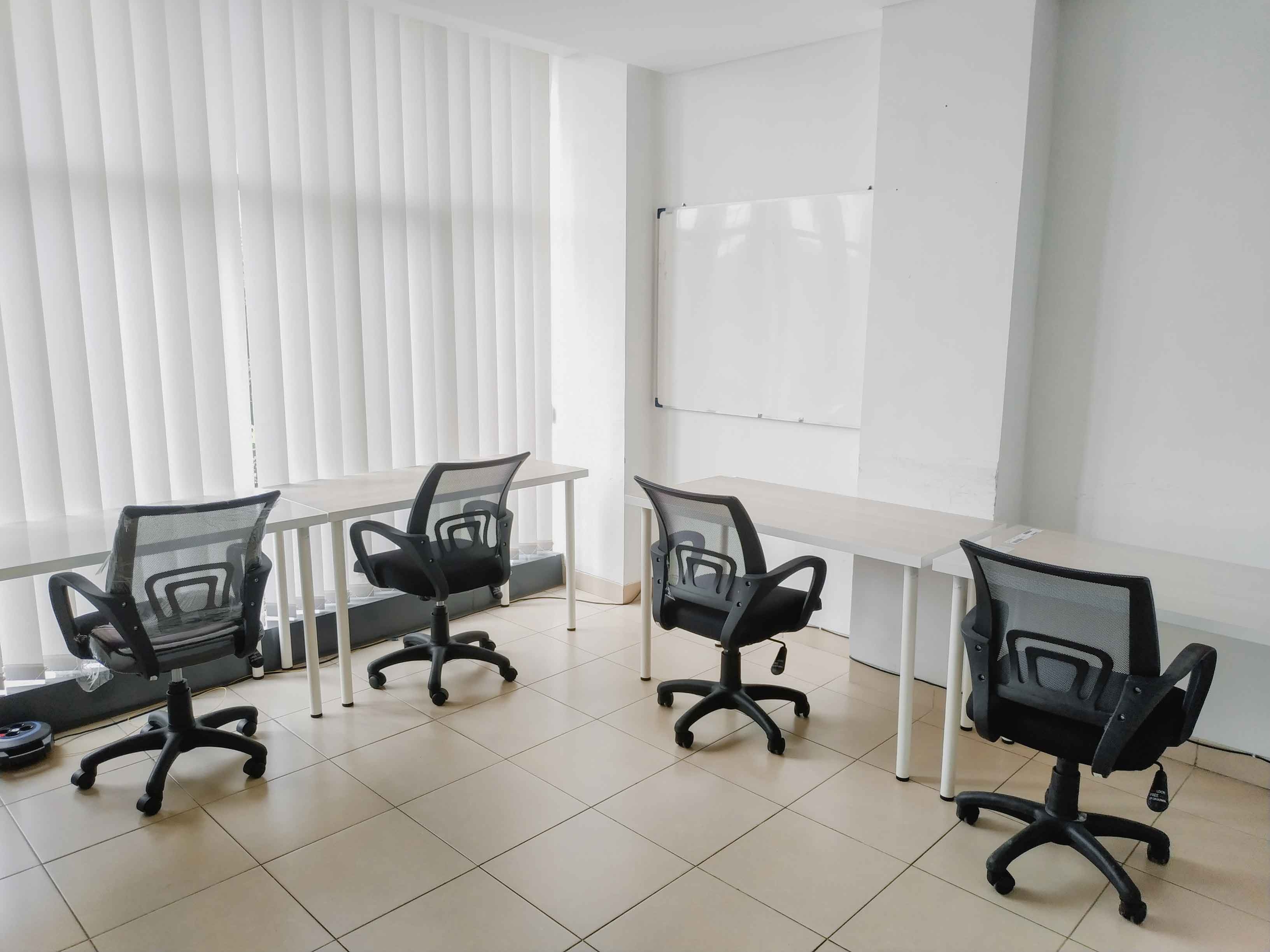 cov - Private Office 4 Pax - Casa De Parco at Twospaces