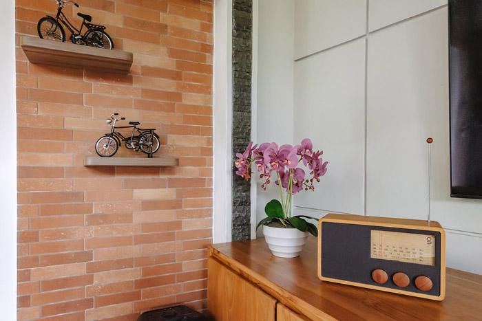 MT04 - Meeting Room - Calma Coliving Bintaro at Twospaces
