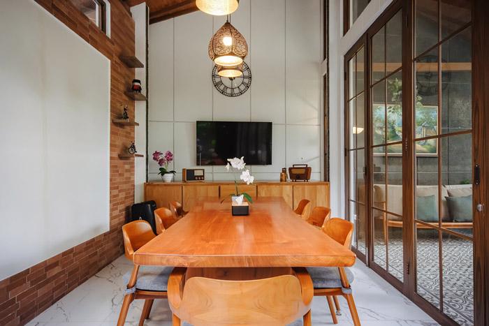 MT06 - Meeting Room - Calma Coliving Bintaro at Twospaces