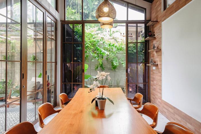 MT07 - Meeting Room - Calma Coliving Bintaro at Twospaces