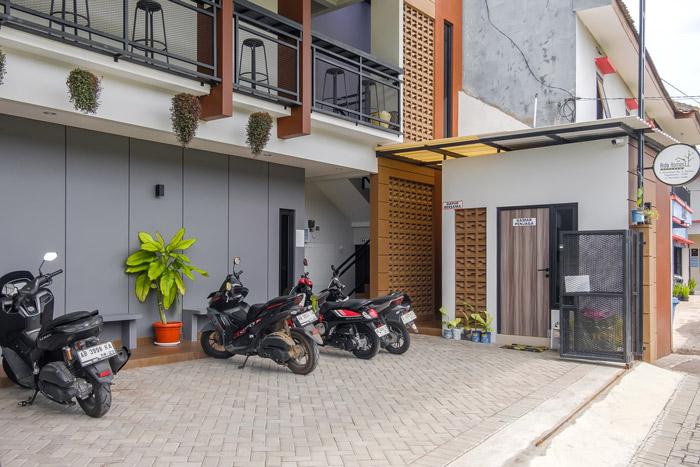 ARB-ASTN-16 - Exclusive Single - Male - Arda Homes Seturan at Twospaces