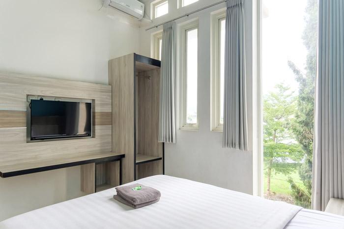ARB-SUR-2 - Suite Room - Panorama Villas Batu at Twospaces
