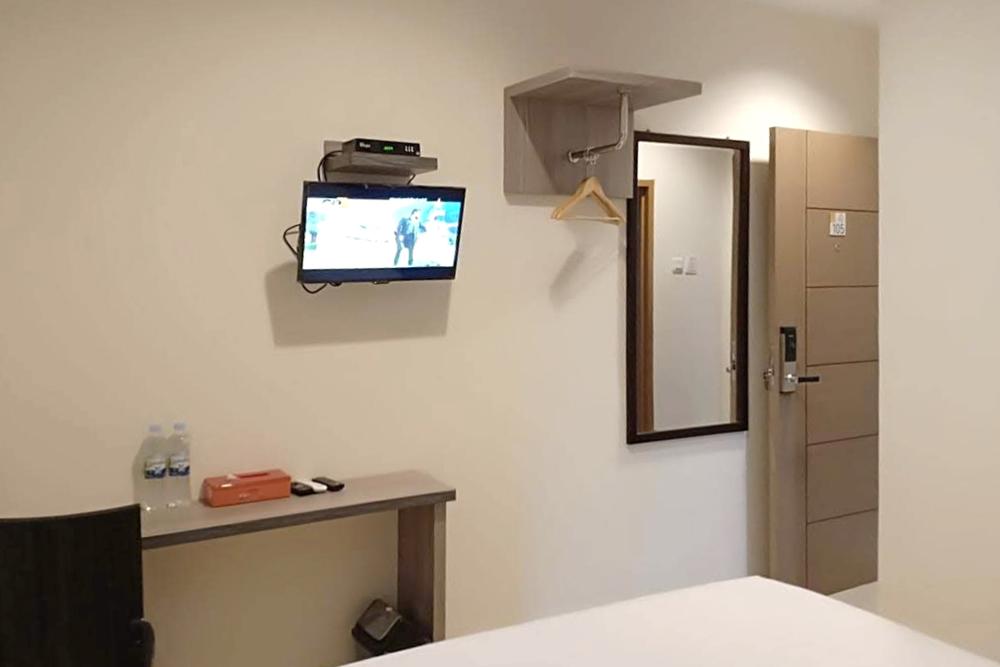 2 - Standard Queen - Maximus Inn Hotel at Twospaces