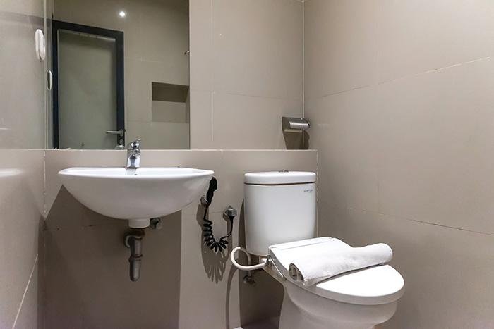 w8 - Deluxe Double - Monthly - Mono Coliving Kencana at Twospaces